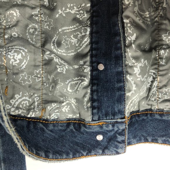 Free People blue denim jacket crop length long sleeves medium blue wash L - Picture 6 of 15